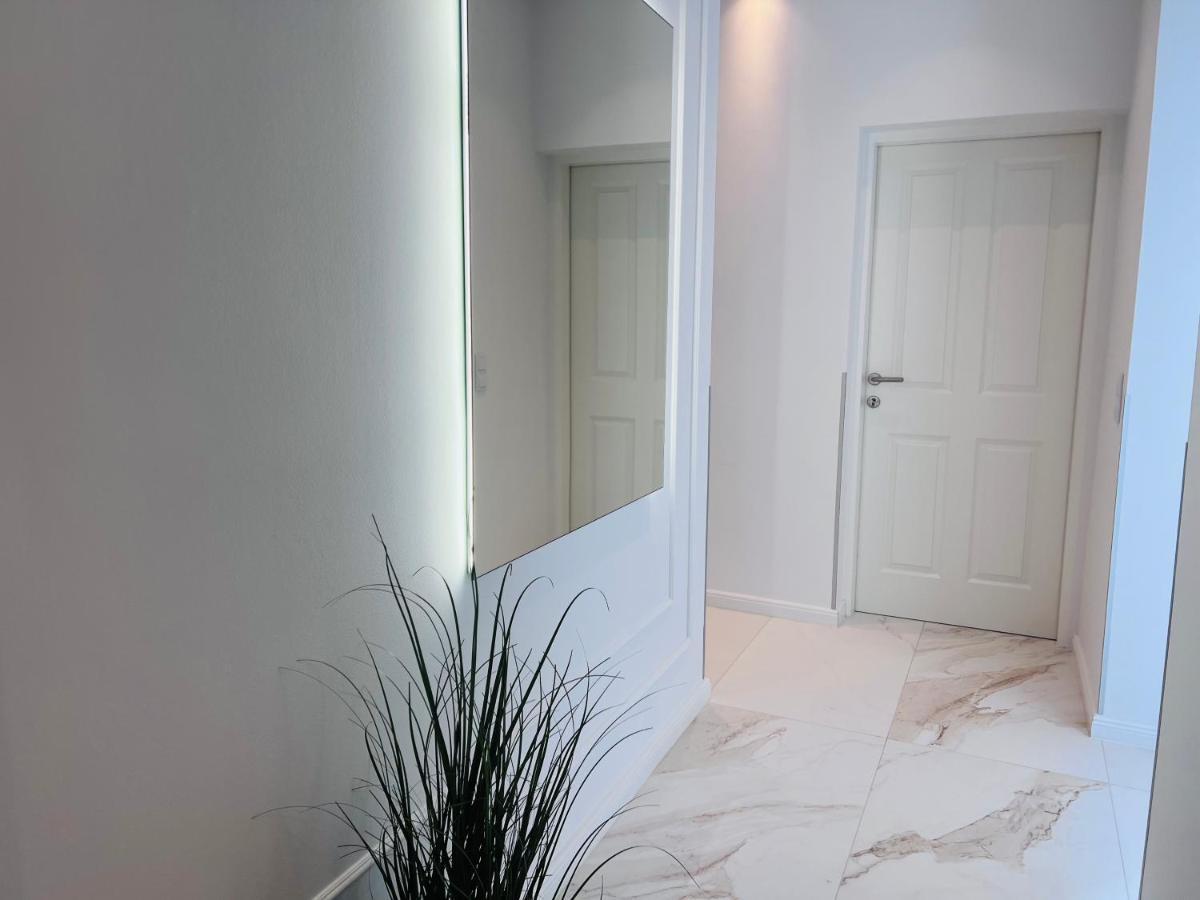 Zeus Design Apartment Schlosspark Schoenbrunn Viena Exterior foto